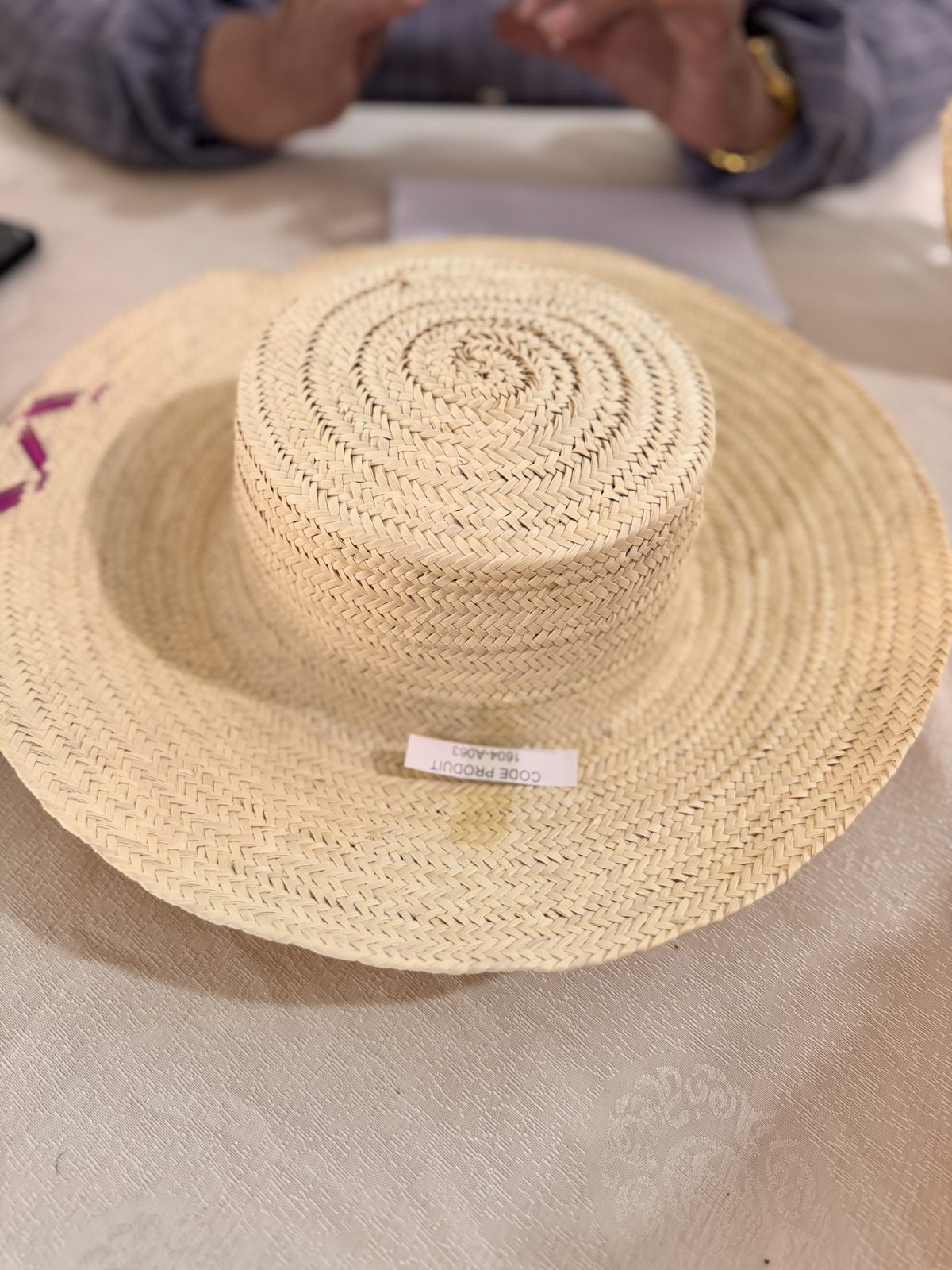 Chapeau en paille tressée