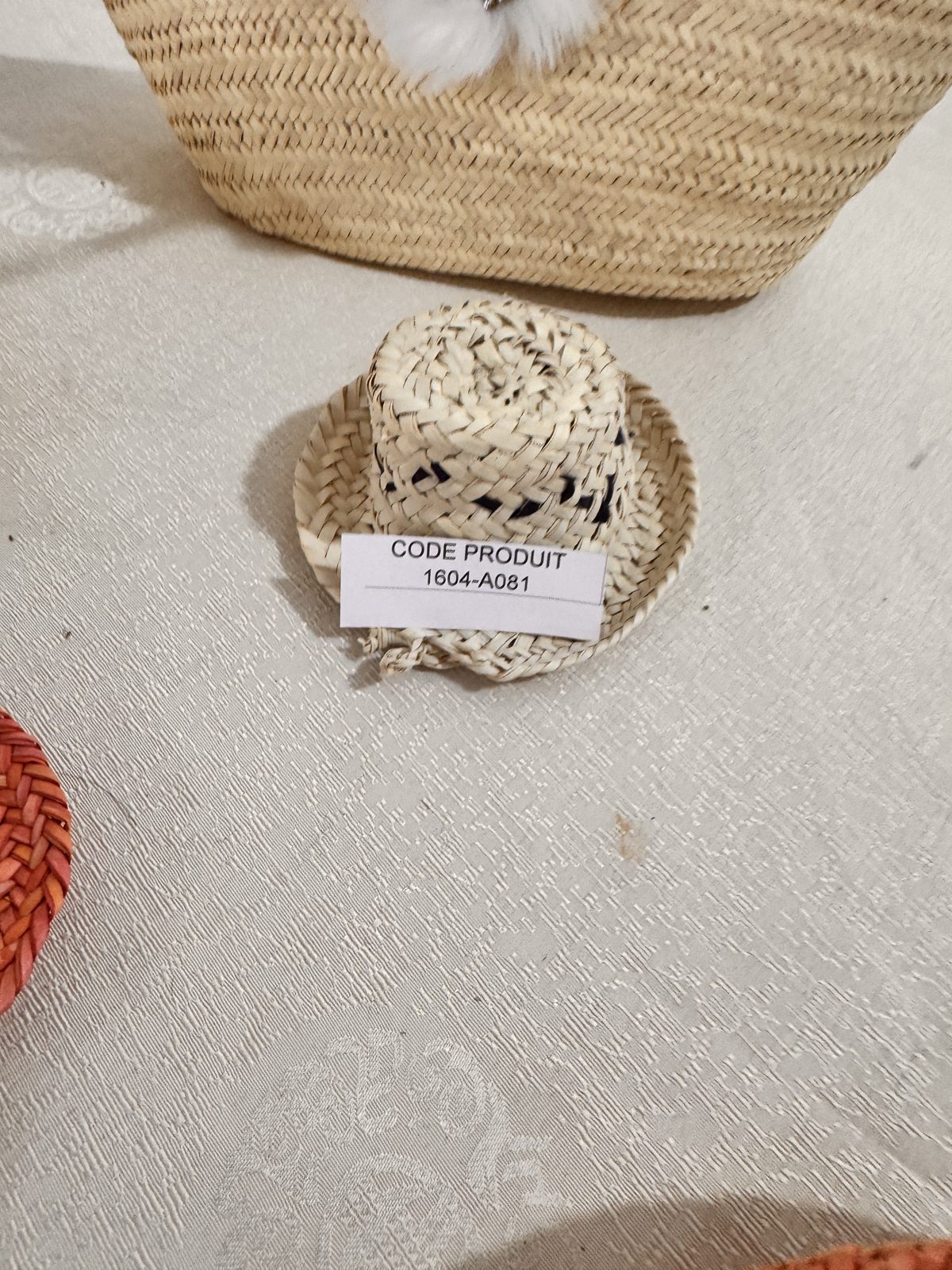 Chapeau en palmier tressé