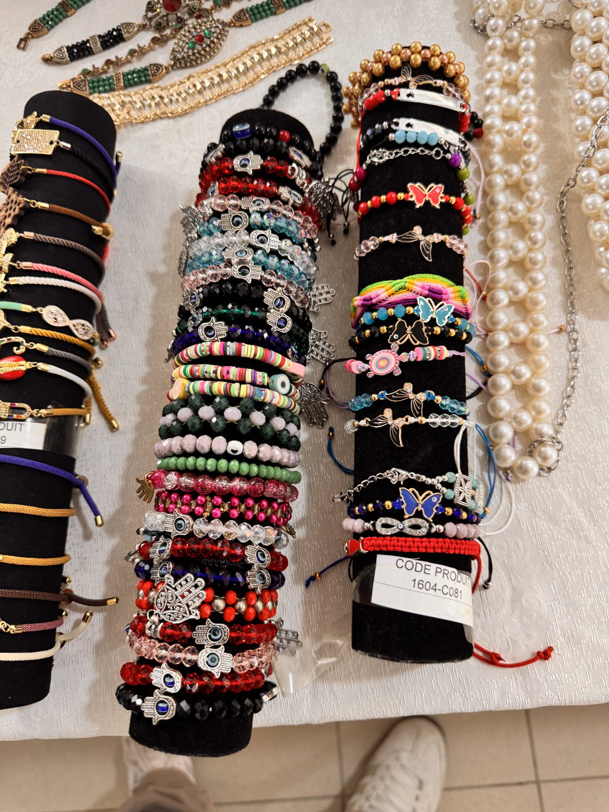 Bracelets perlés (assortiment)