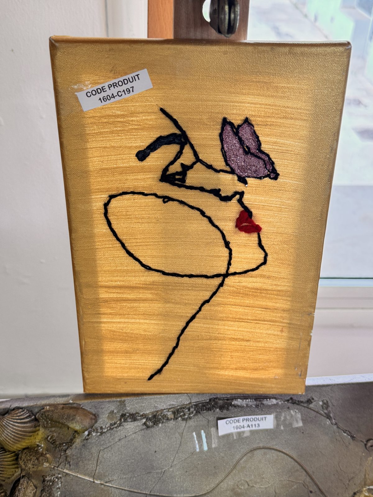 Toile « Femme au papillon »