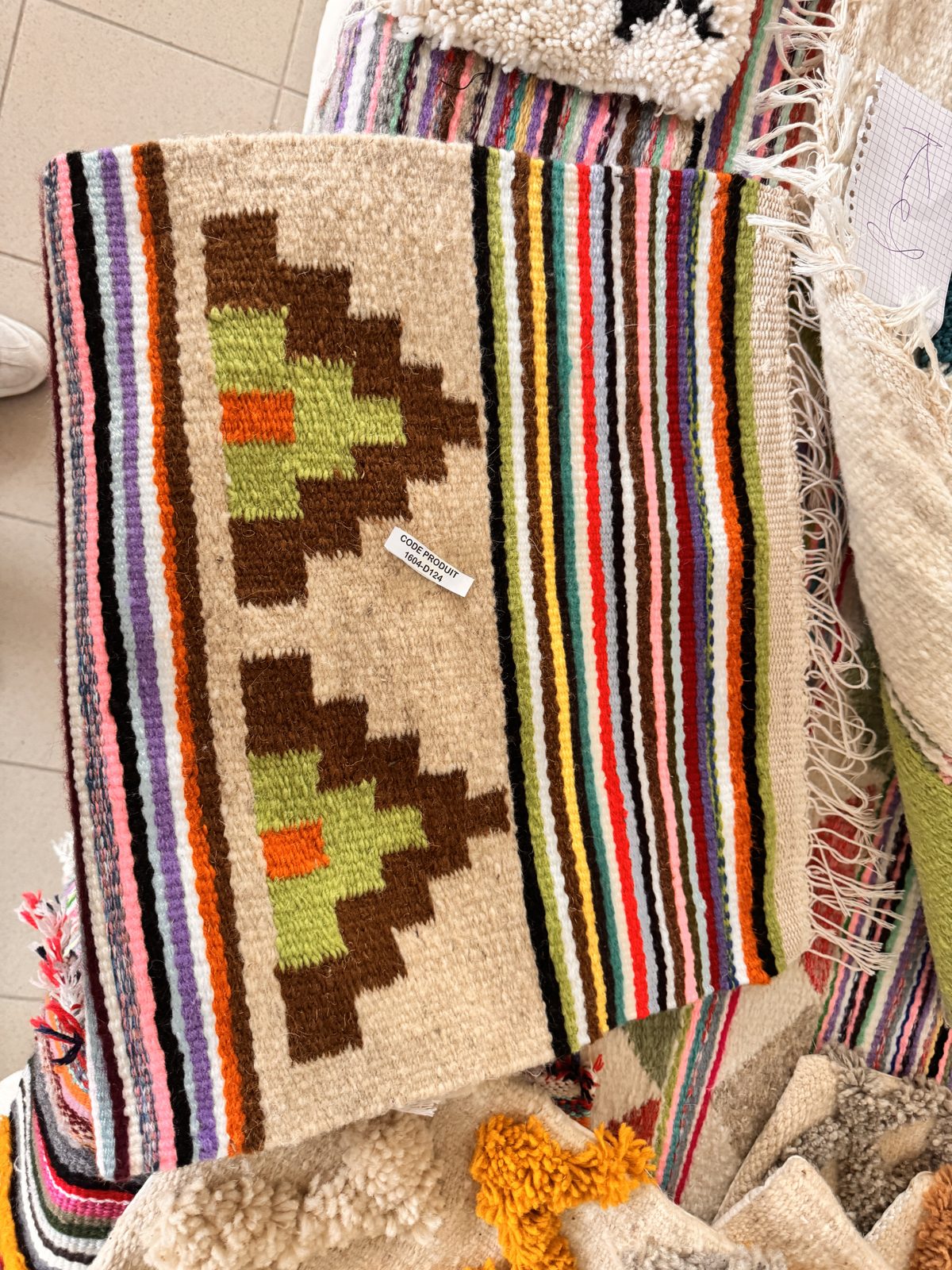 Tapis kilim rayé
